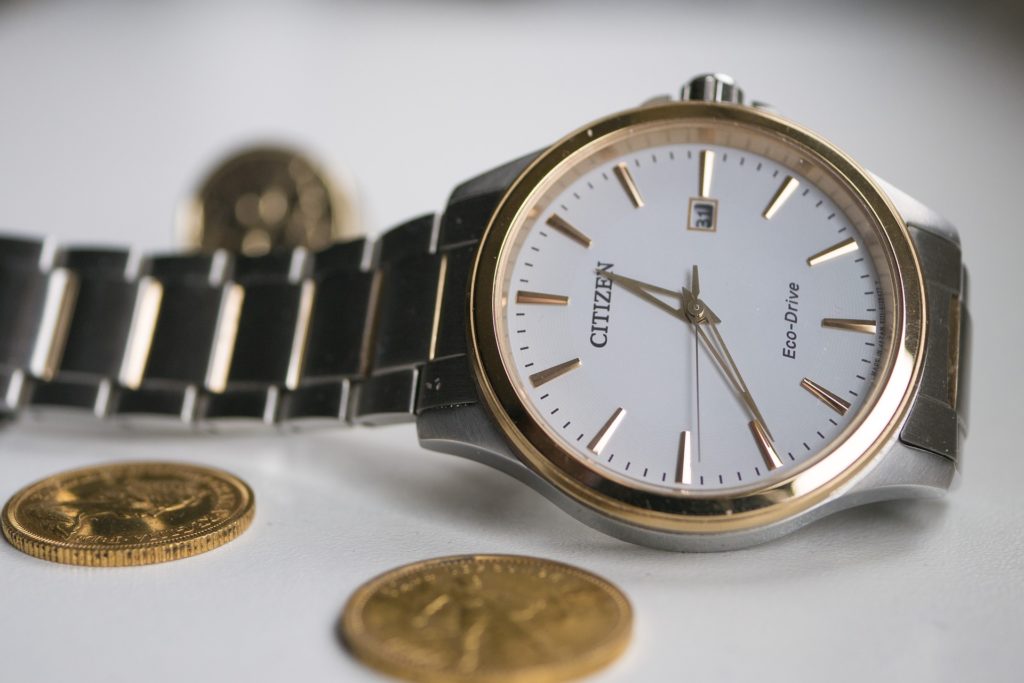 The Biggest Mistakes To Avoid When Buying a Watch