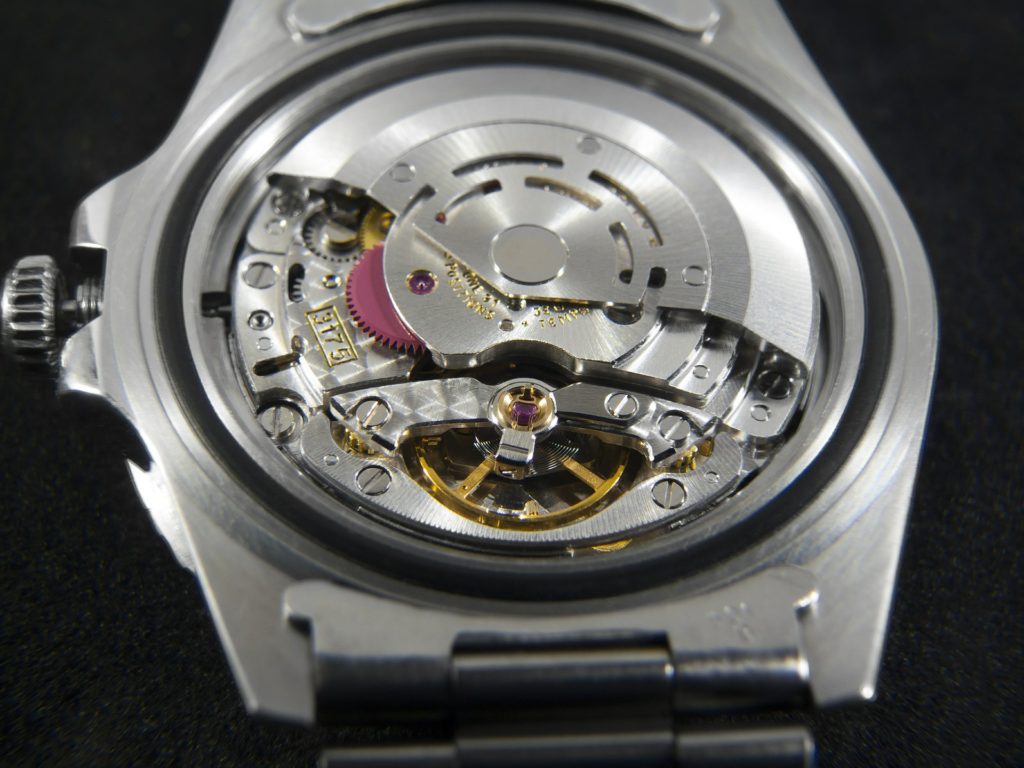 How to Remove a Stubborn or Stuck Watch Back (DIY Guide)