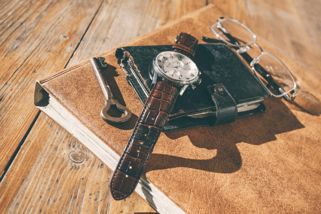 How Thick Should a Leather Watch Strap be?